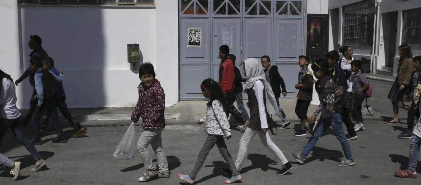 Ασυνόδευτα «προσφυγόπουλα» είχαν ρημάξει στις κλοπές την Μυτιλήνη: 11 διαρρήξεις μέχρι στιγμής και η έρευνα συνεχίζεται